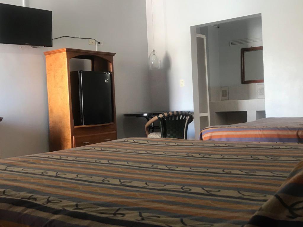 Hotel Del Camino Cuauhtémoc المظهر الخارجي الصورة